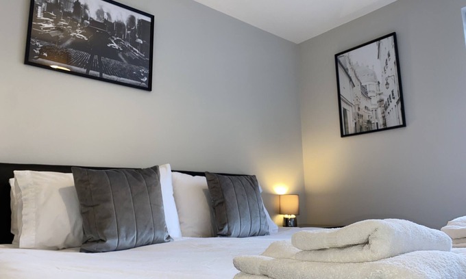 Moseley Apartment | Stylish 2 Bed Apartment in Moseley, Birmingham