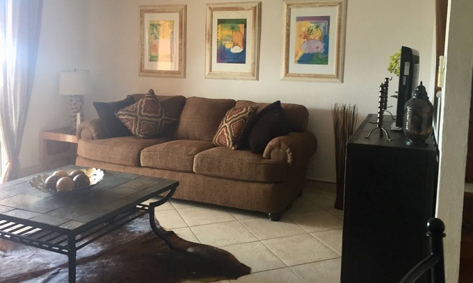 Jolly Harbour Villa | Luxury 2 bed waterfront villa with free wi-fi