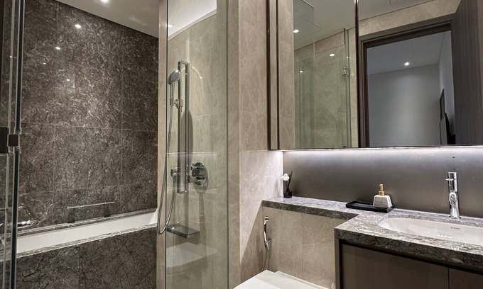 Da Kao Apartment | Stylish 2-Bedroom Retreat with Rooftop Pool in Saigon