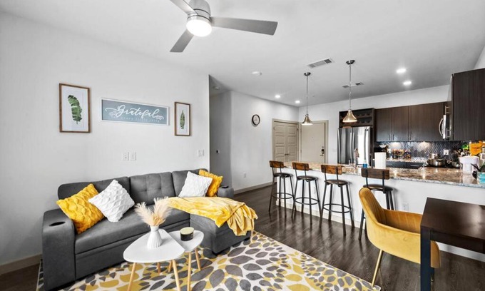 McKinney Apartment | Elegant 2-Bed Queen Suite with Free Parking & Gym Access