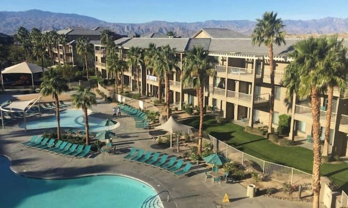Terra Lago Condo | Modern 2BR Condo Near Music Fests with Ocean View