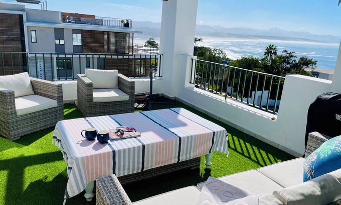 Plettenberg Bay Apartment | Luxury 3-Bed Sea-View Apartment in Plett: Ocean, Lagoon & City Vistas