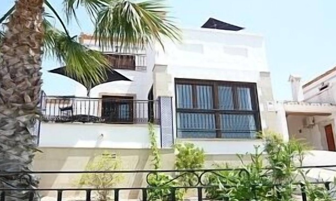Algorfa Villa | Luxury 3 Bed Villa (sleeps 6) on La Finca Golf Resort - Perfect location!