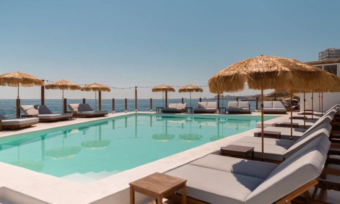 Gzira Apartment | Luxury 3-Bedroom Apartment in Sliema – 5 Min to Beach, Dining & Nightlife!