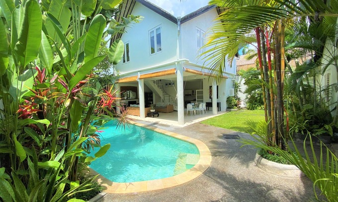 Drupadi Villa | Exceptional 3 Bedroom Retreat in Tropical Seminyak Garden