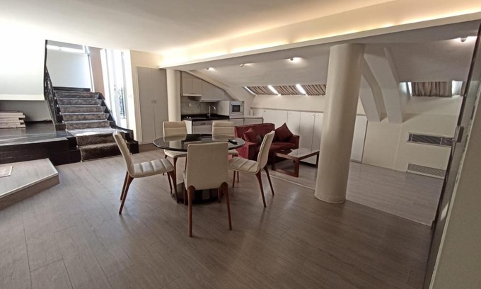 Basaksehir Apartment | Elegant 4-Star Apartment with Terrace and Private Pool