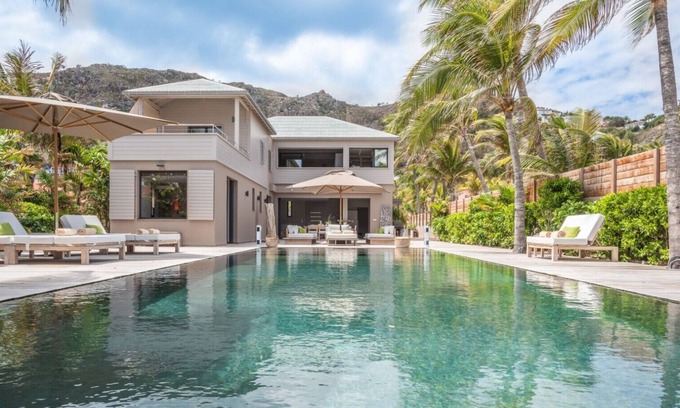 Anse des Cayes Villa | Exquisite 4-Bedroom Villa by Coral Beach in St Barths
