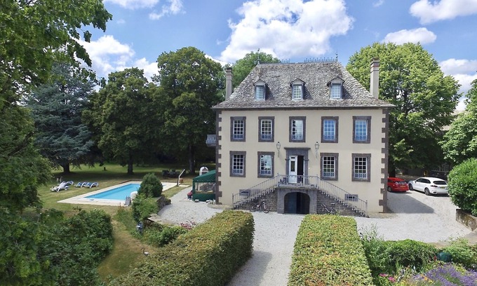 Lacroix-Barrez House | Idyllic Manor House Retreat in Scenic Aveyron Village