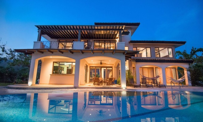 Samara Villa | Exclusive 4-Bedroom Retreat with Private Pool, Steps to Beach