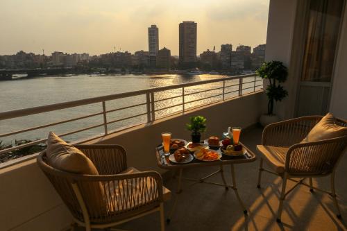 Al Manial Apartment | Luxury 5-Star Nile View Apartment - Prime Cairo Location