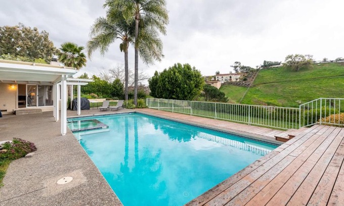 East San Jose House | Luxury 5BR Retreat with Pool Fire Pit & Valley Views
