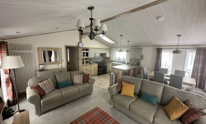 New Forest District Cabin | Family-Friendly Lodge in the Heart of New Forest Adventure