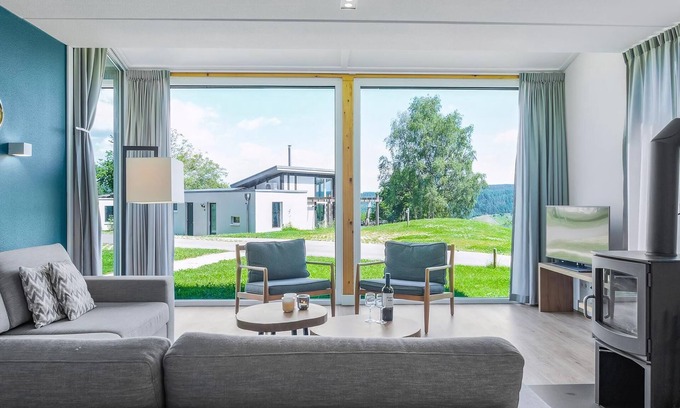 Krov House | Stylish Bungalow for 8 at Landal Mont Royal - Great Amenities