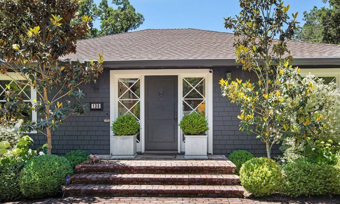 San Anselmo House | Luxury accomodations in park like setting. Family Friendly