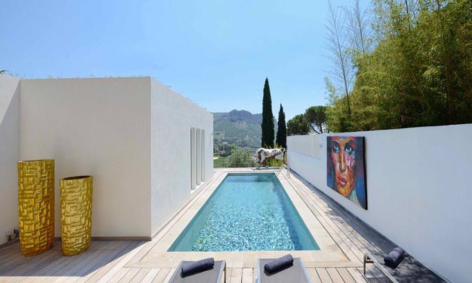 Cassis Villa | Elegant Villa in Cassis with Ocean View and Private Pool