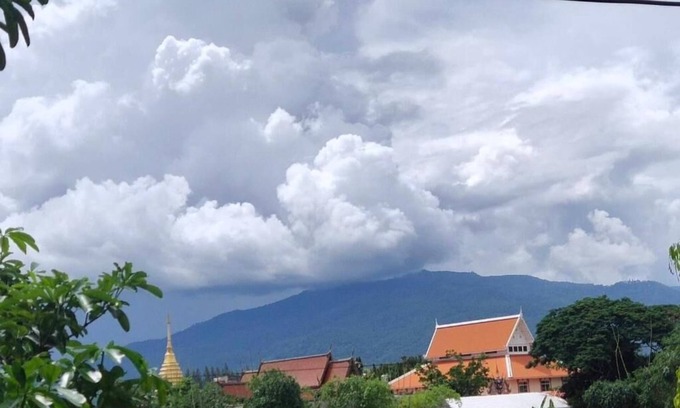 Chiang Mai Condo | Delightful Jacuzzi Suite with Kitchen & Breakfast Included