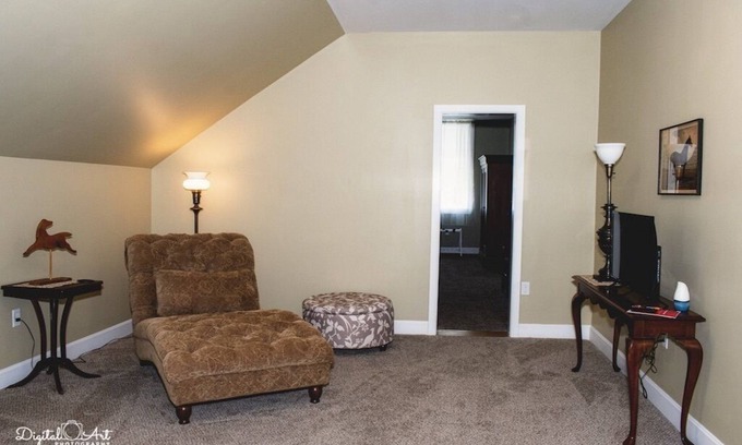 Maysville Apartment | Character and Comfort Await in Maysville, Kentucky