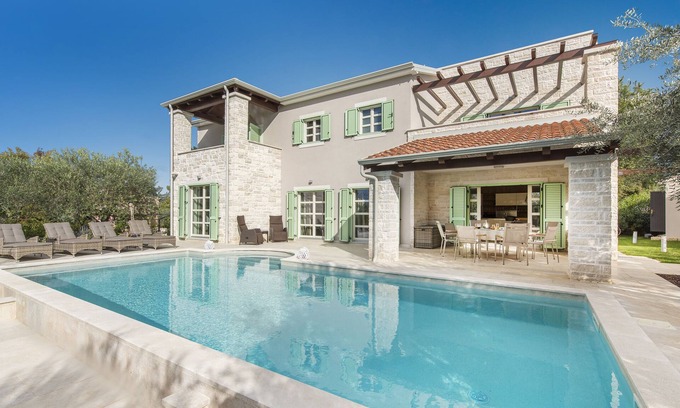 Kukci Villa | Stylish Villa with Private Pool - Guest Rated 10/10