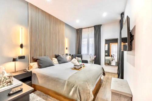 Puerta del Angel Apartment | Elegant Apartment in Madrid - 4-Star with Amazing Ratings