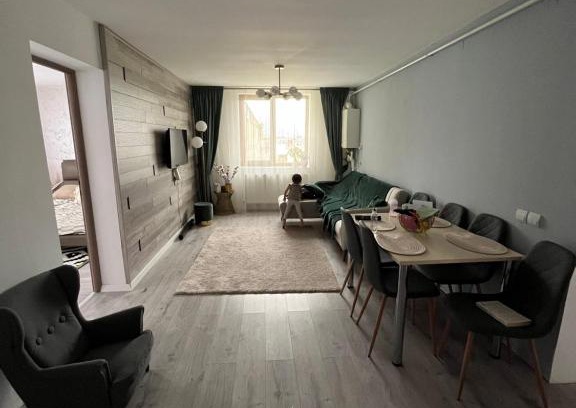 Campulung Apartment | Inviting Apartment in Câmpulung for Family Getaways