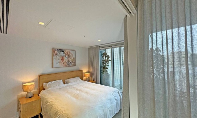 Brunswick Apartment | Luxury Apart in Trendy Brunswick