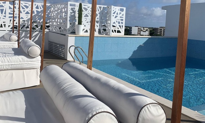 Ejidal House | Exceptional LEVEL 301 Apartment with Ocean View & Pool