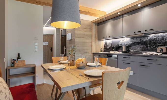 Haus im Ennstal Apartment | Luxury apartment with south-west facing balcony
