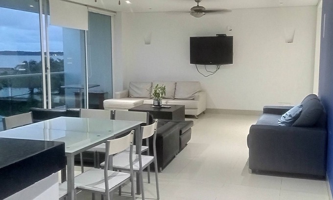 La Boquilla Apartment | Spacious 3-Bedroom Apartment with Pool and Spa Access