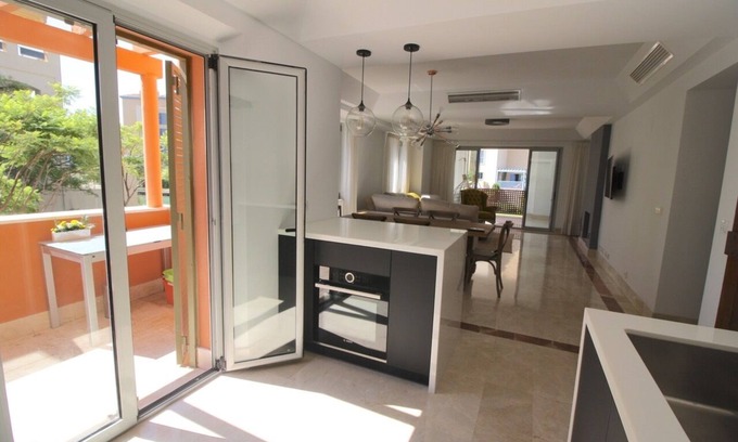 Sotogrande Apartment | Elegant Apartment with Ocean View in Sotogrande Marina