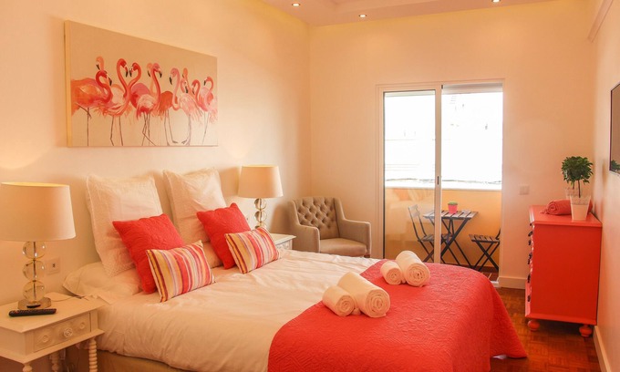 Se Apartment | Elegant Apartment in Faro City with Family-Friendly Amenities