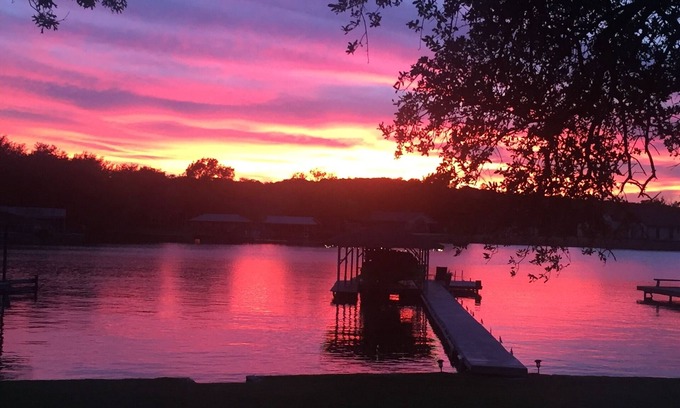 Granbury House | Premier Apartment Steps from Downtown with Lake Access