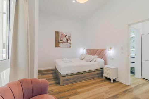 Los Remedios Apartment | Luxury Apartment Mª Luisa Park & Plaza de España