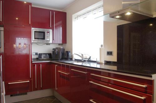 Friesdorf Apartment | Comfortable Luxury Apartment Peter - Family-Friendly Retreat