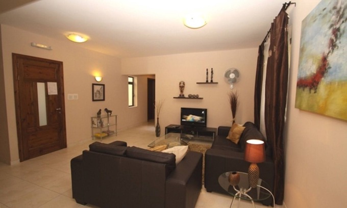 Zebbug Apartment | Prime Apartment with Pool and Air-Conditioning in Malta