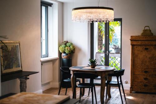 Germignaga Apartment | Elegant Lakeview Apartment with Balcony at Lago Maggiore