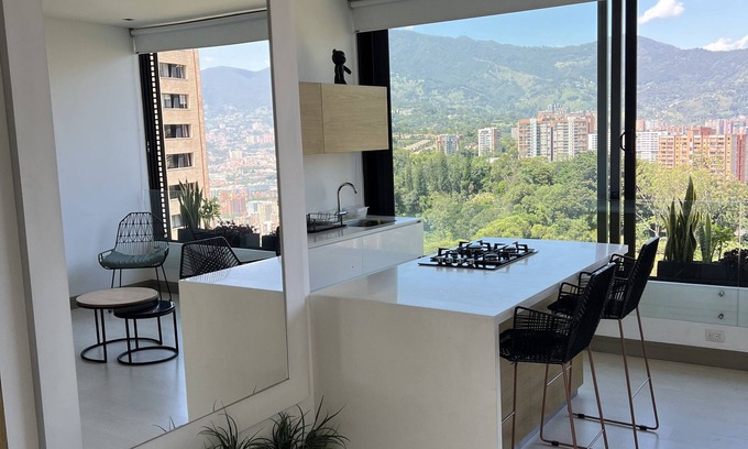 El Poblado Apartment | Elegant Apartment with Breathtaking Medellin Views