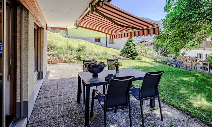 Brienz Apartment | Luxury apartment with private garden terrace in romantic Brienz, near Interlaken