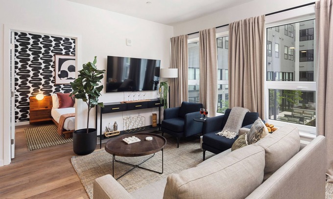 Everett Apartment | Luxury Apartments by Hyatus at Boston Everett