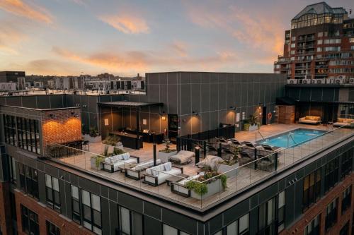 Downtown Apartment | Guest Rated 10/10: Oceanfront Apartments at The Asher