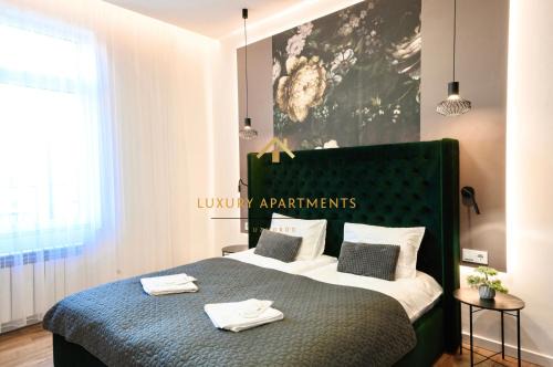 Uzhhorod Apartment | Stylish Laborca Apartments: Pet & Child Friendly Retreat