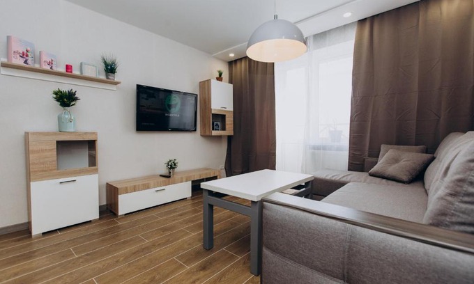 Zarichnyi District Apartment | Elegant Apartments Near Lavina with Hot Tub & Pet Friendly