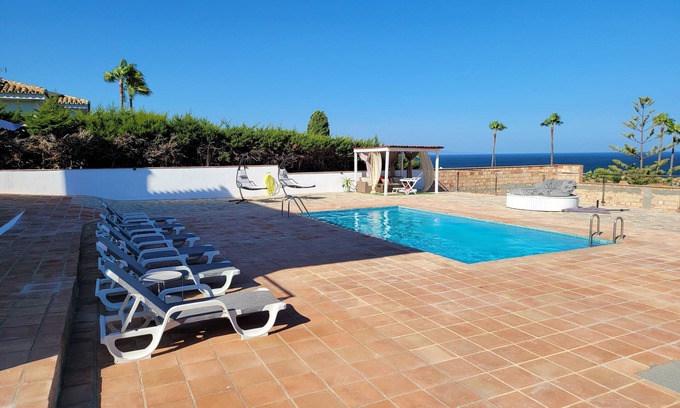 Puerto de la Duquesa Apartment | Stylish Sea View Apartments with Pool and Family Amenities