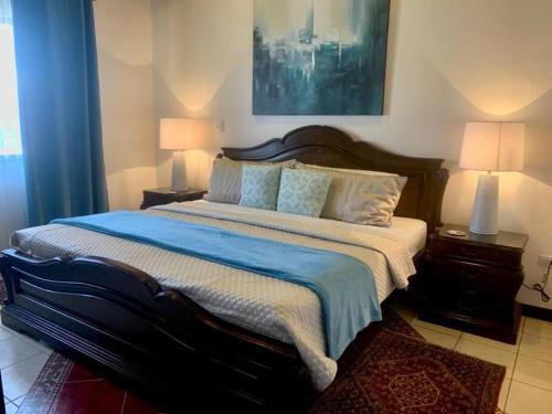 Brasil Apartment | Modern Apartment Near SJO Airport - 4-Star Comfort Awaits