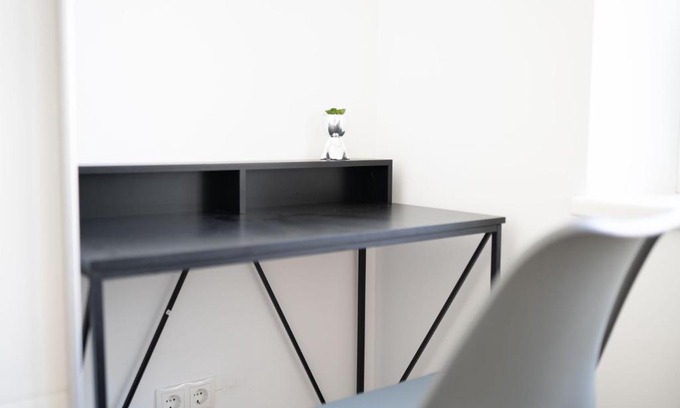 Oberdobling Apartment | Family-Friendly Apartment with Danube Canal Views in Vienna
