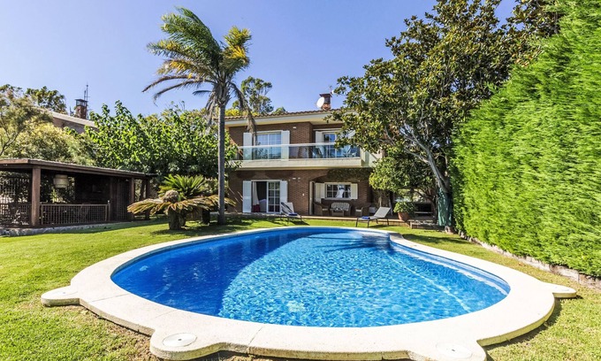L Almadrava House | Luxury B by Interhome