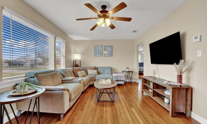 Lynn Haven House | Pet-Friendly Home with Game Room, 25 Mins to PCB