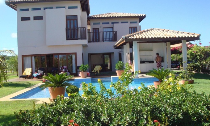 Sauipe House | Elegant Beach House Retreat with Private Pools in Costa de Sauipe