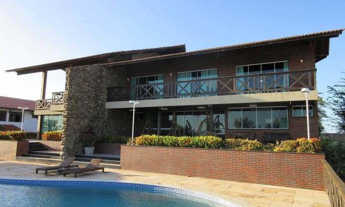 Coqueiro House | Exquisite Beach House in Coconut Piauí with Pool & Ocean Views