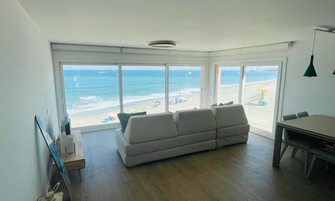 Torreguadiaro Apartment | Beachfront Two-Bed Apartment with Spa and Pet-Friendly Options