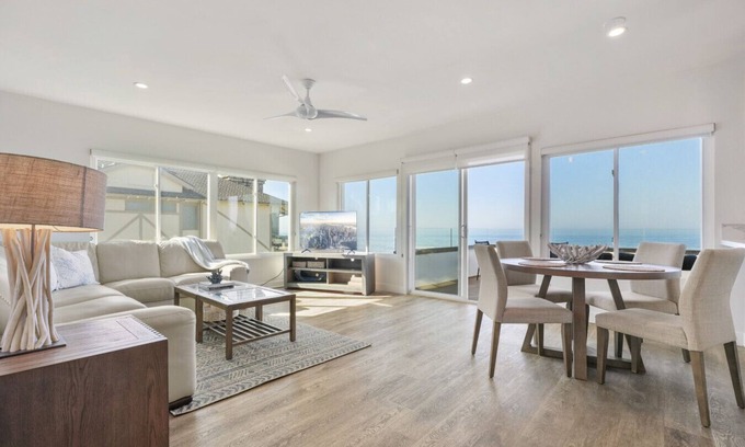 Carlsbad Village Villa | Beachfront Villa C: Exceptional Stay with Spa & Breakfast